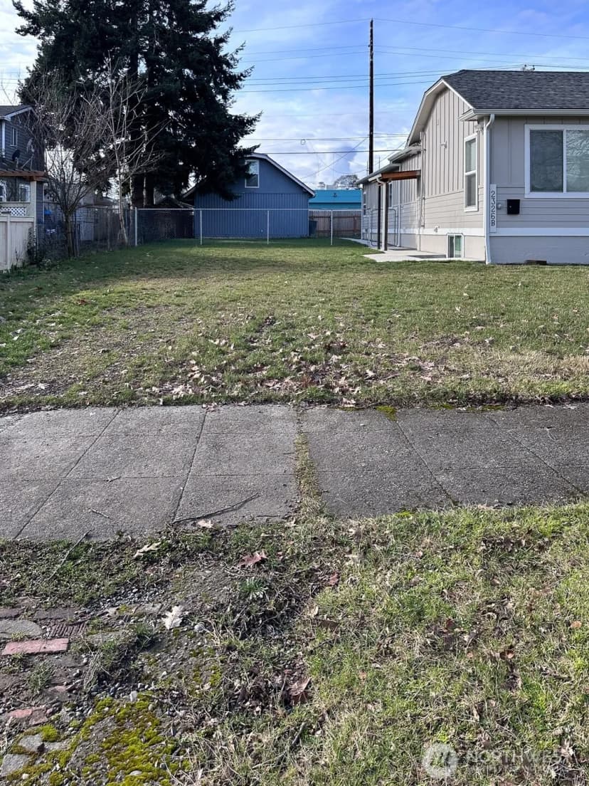 Property photo for 2326 Mcdougall Avenue, Everett photo 36