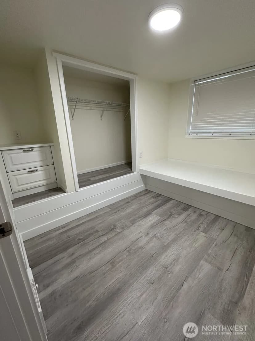 Property photo for 2326 Mcdougall Avenue, Everett photo 17