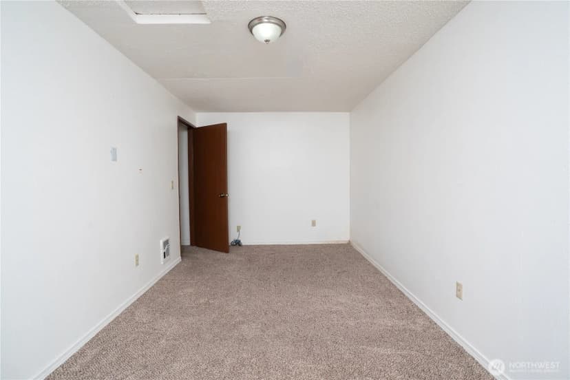 Property photo for 1602 Groves Avenue Nw, Olympia photo 13