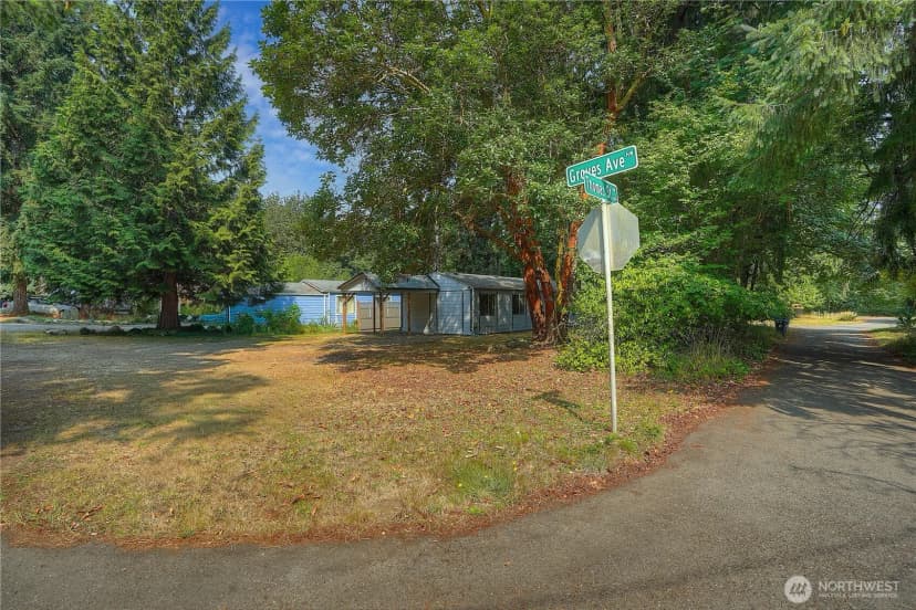 Property photo for 1602 Groves Avenue Nw, Olympia photo 26