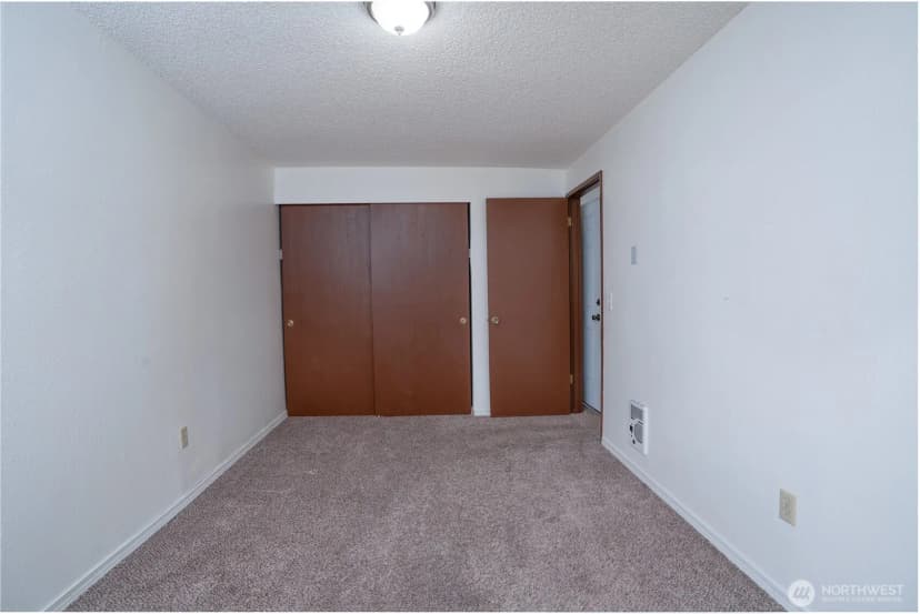 Property photo for 1602 Groves Avenue Nw, Olympia photo 14