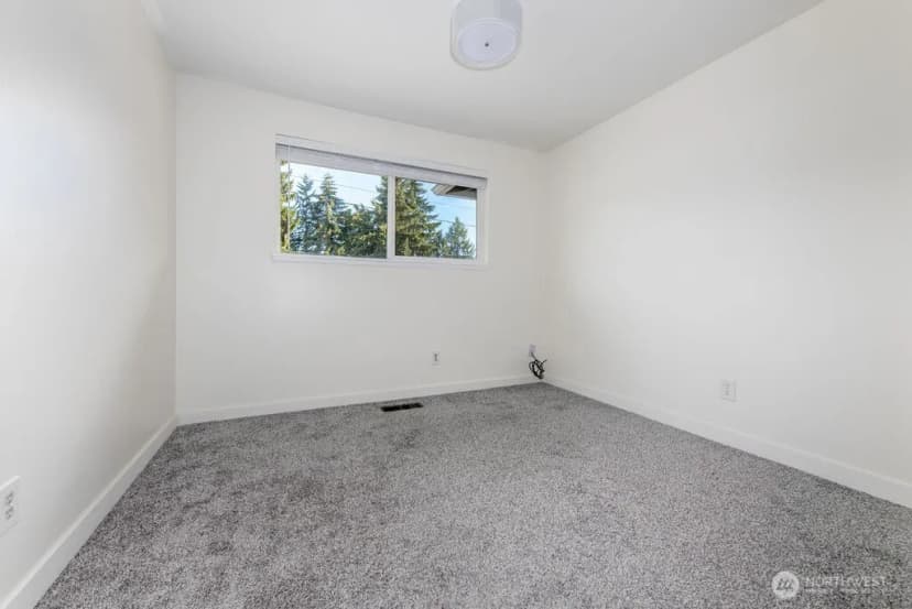 Property photo for 4601 238th Place Sw, Mountlake Terrace photo 12