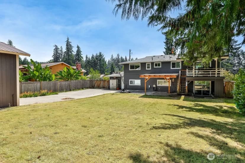 Property photo for 4601 238th Place Sw, Mountlake Terrace photo 26