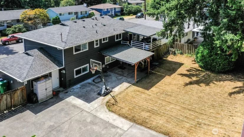 Property photo for 4601 238th Place Sw, Mountlake Terrace photo 31