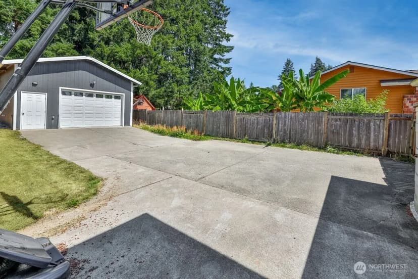 Property photo for 4601 238th Place Sw, Mountlake Terrace photo 25