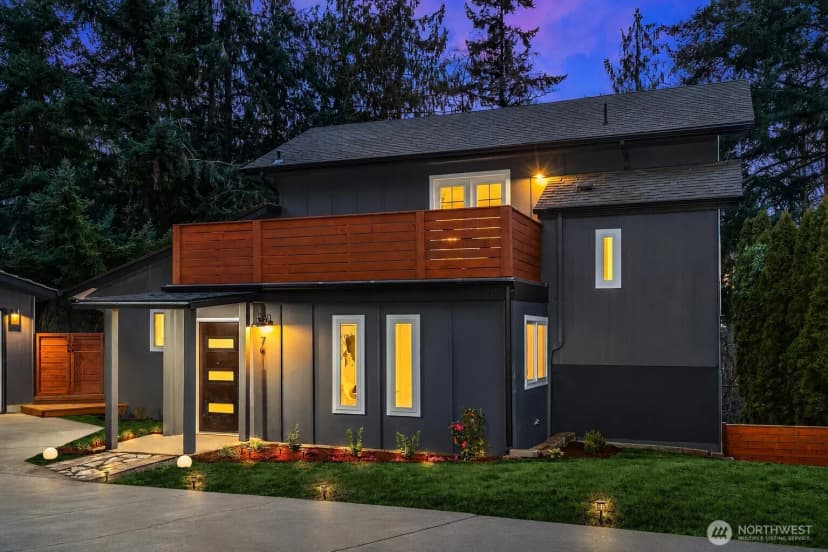 Property photo for 701 10th Street, Mukilteo