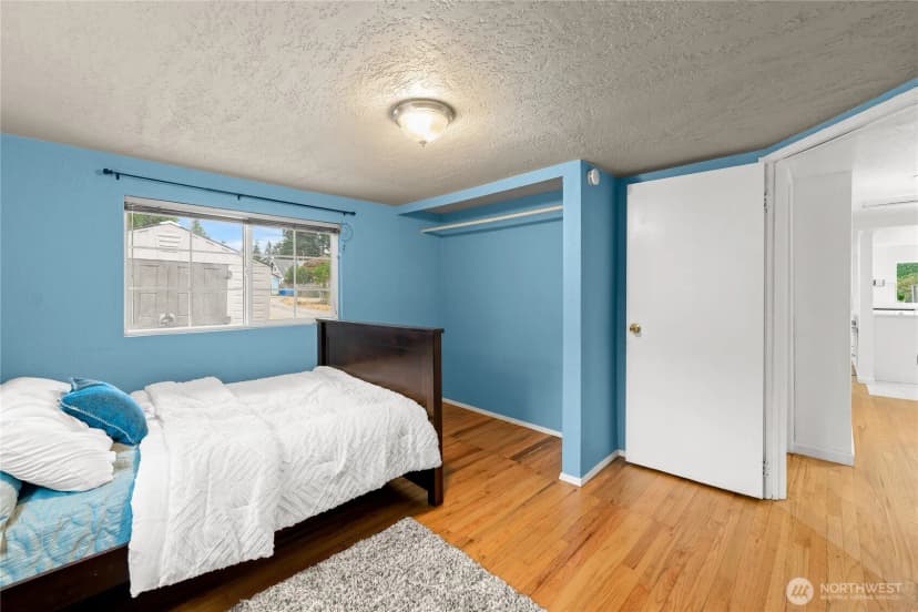 Property photo for 819 Sw 134th Street Sw, Burien photo 11