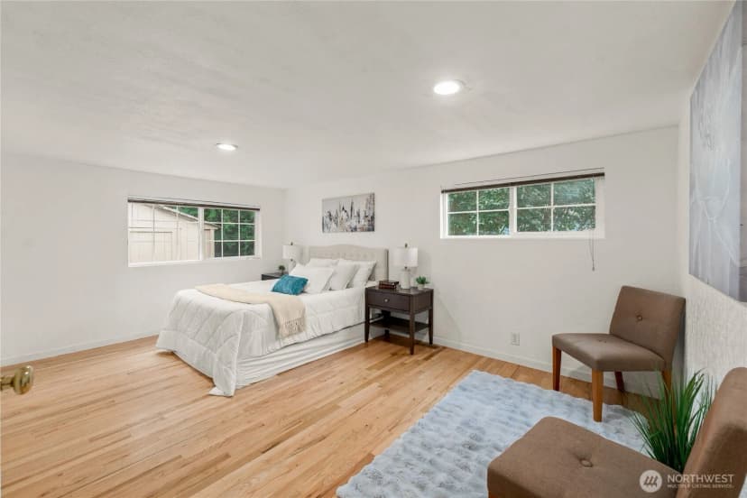 Property photo for 819 Sw 134th Street Sw, Burien photo 12