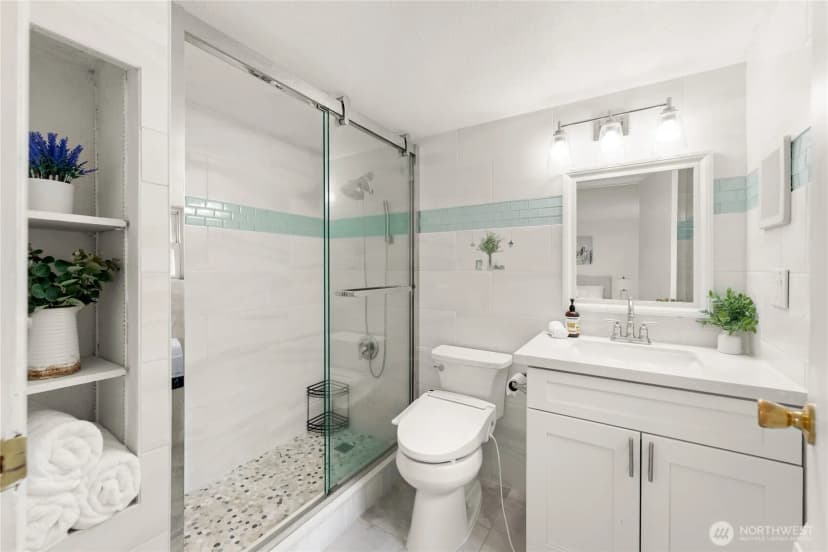 Property photo for 819 Sw 134th Street Sw, Burien photo 5