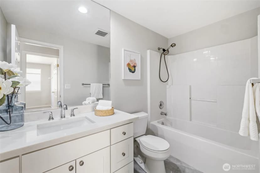 Property photo for 8658 S 123rd Street, Seattle photo 21