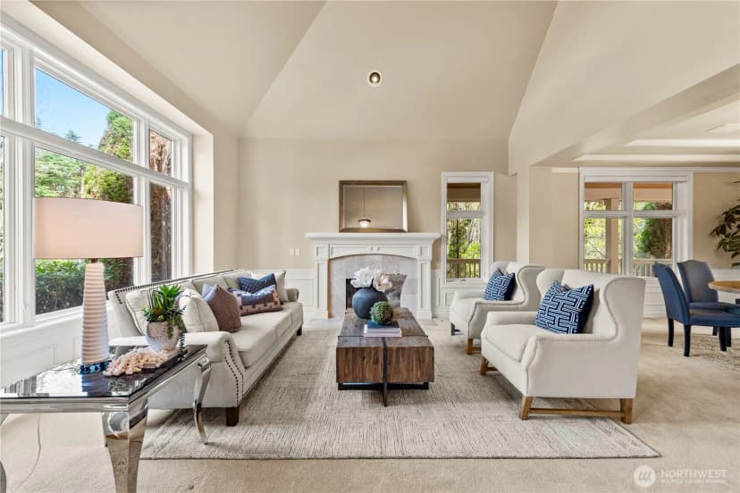 Property photo for 818 Windsor Drive Se, Sammamish photo 10