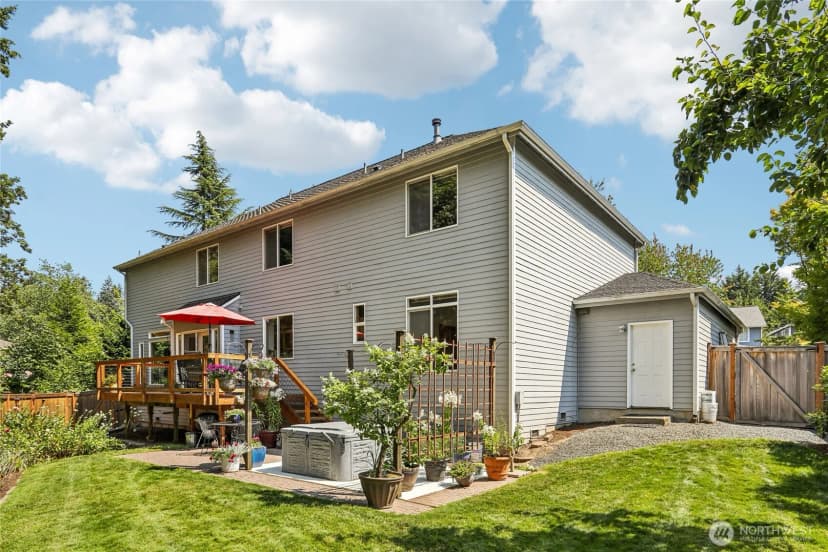 Property photo for 2331 Olympia Avenue Ne, Renton photo 32