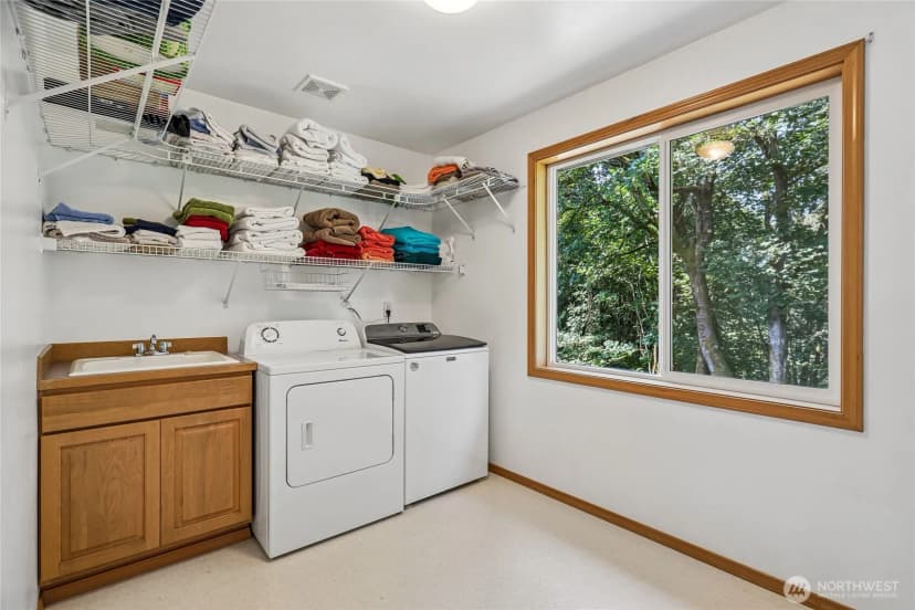 Property photo for 2331 Olympia Avenue Ne, Renton photo 29