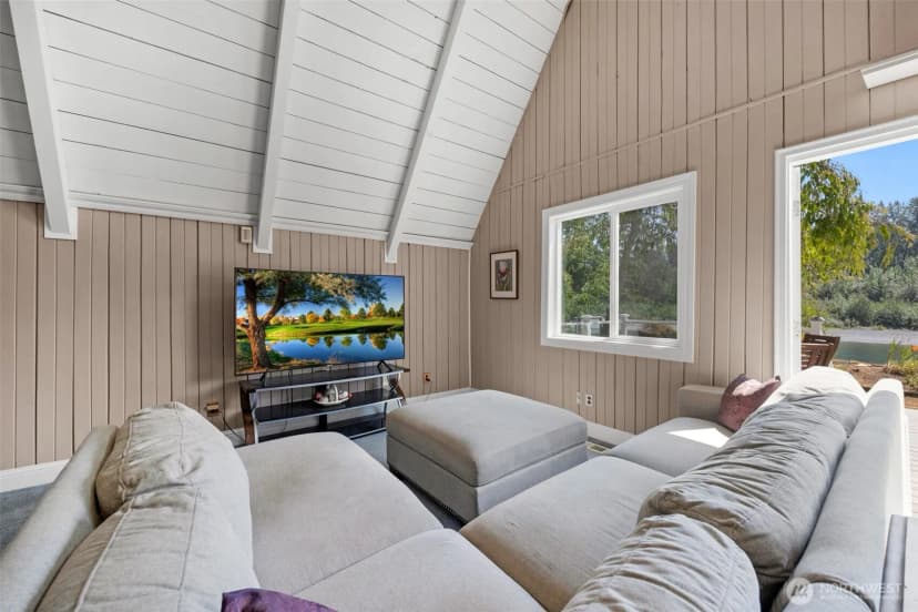 Property photo for 1010 Dyer Road, Sultan photo 11