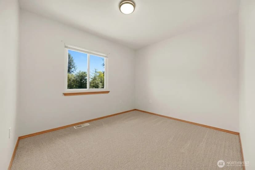 Property photo for 2804 124th Avenue Ne, Lake Stevens photo 15