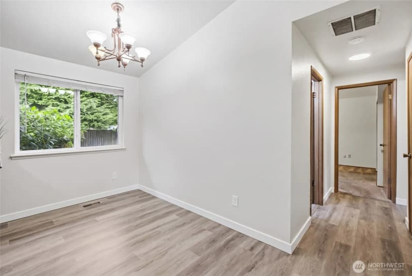 Property photo for 35311 19th Avenue Sw, Federal Way photo 14