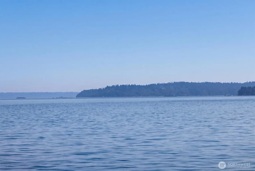 Property photo for 1239 Colchester Drive E, Port Orchard photo 4