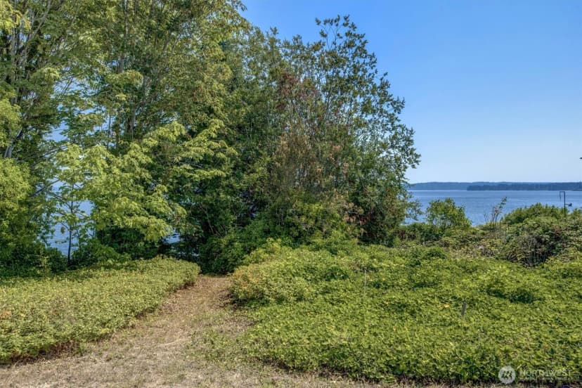 Property photo for 1239 Colchester Drive E, Port Orchard photo 19