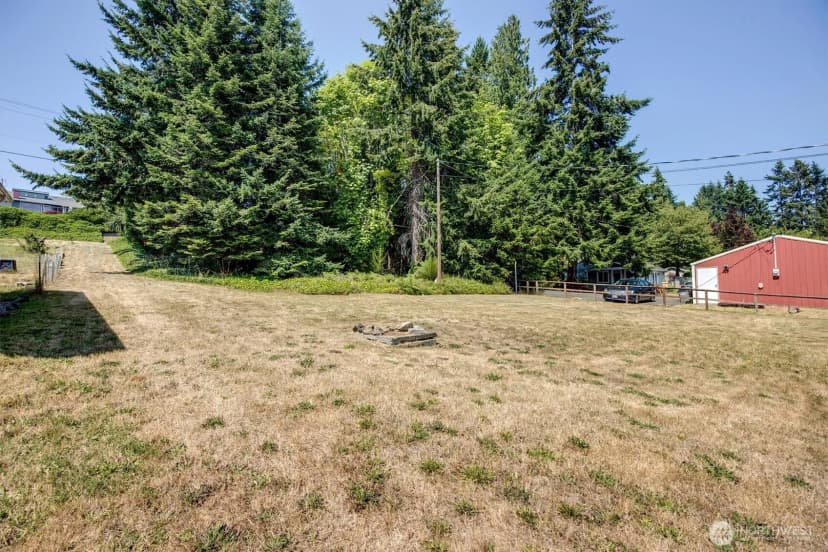 Property photo for 1239 Colchester Drive E, Port Orchard photo 21