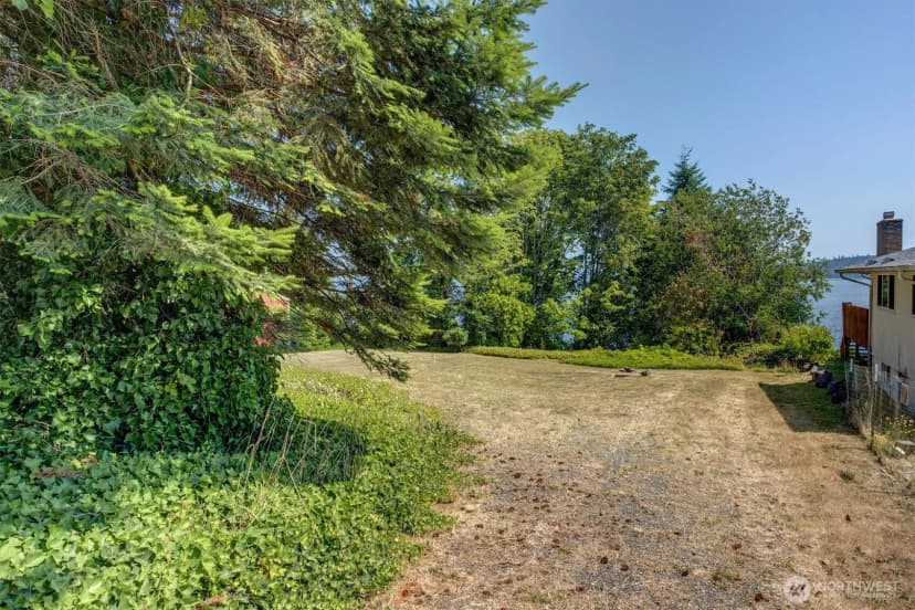 Property photo for 1239 Colchester Drive E, Port Orchard photo 24