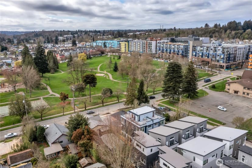 Property photo for 4404 S Othello Street #c, Seattle photo 19