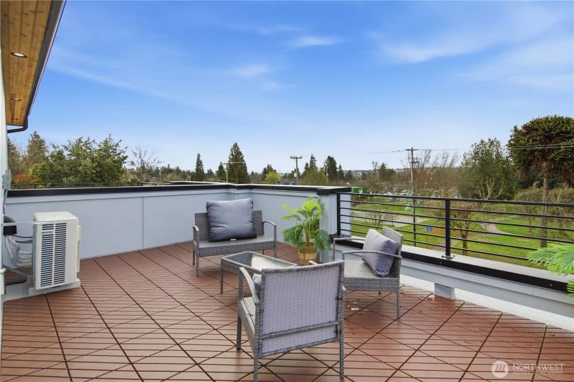 Property photo for 4404 S Othello Street #c, Seattle photo 18