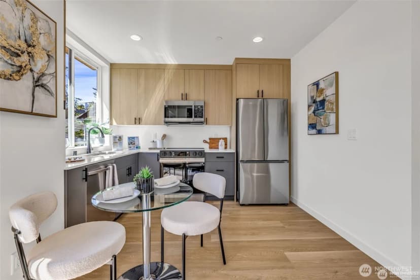Property photo for 4404 S Othello Street #c, Seattle photo 11
