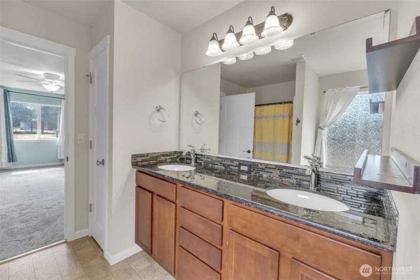 Property photo for 13915 Tomcat Lane Se, Yelm photo 19