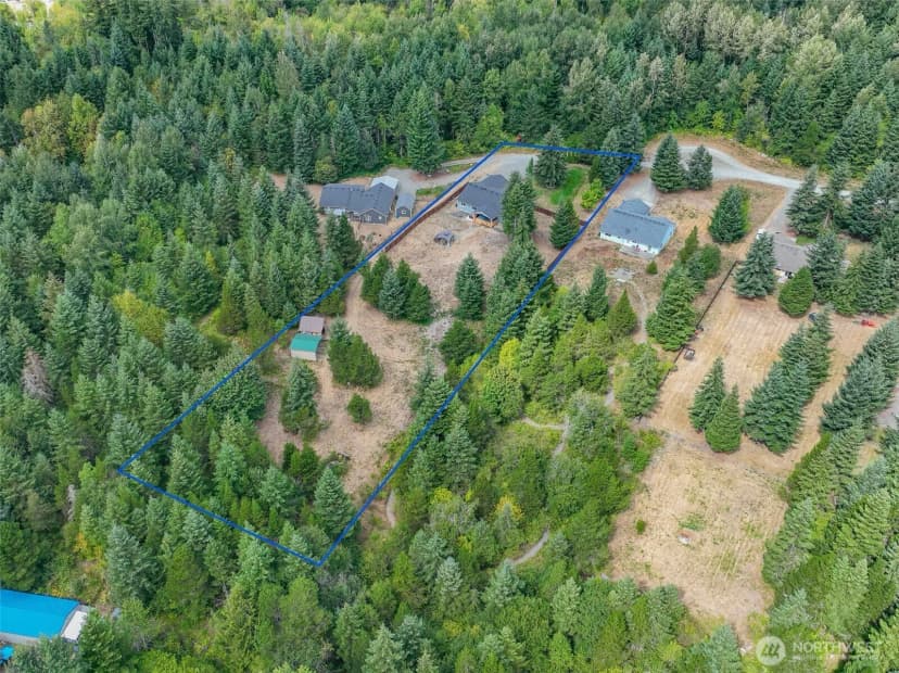 Property photo for 13915 Tomcat Lane Se, Yelm photo 3