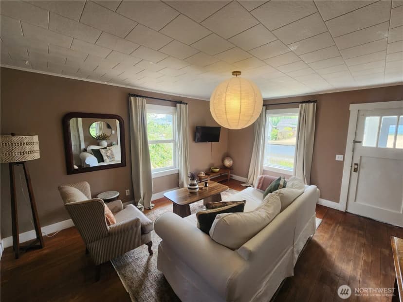 Property photo for 215 W Motor Avenue, Port Angeles photo 11