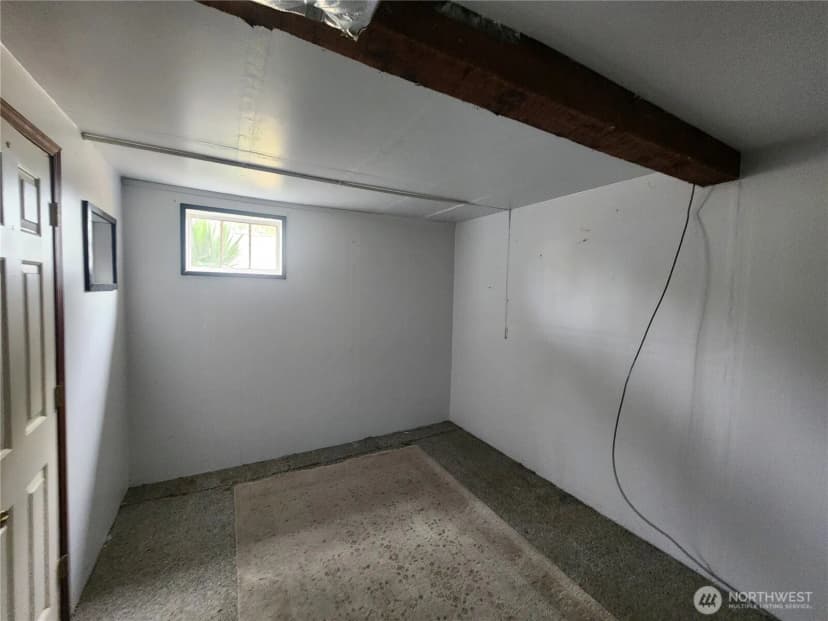 Property photo for 215 W Motor Avenue, Port Angeles photo 32