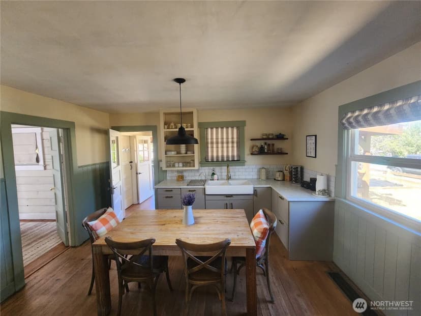 Property photo for 215 W Motor Avenue, Port Angeles photo 19