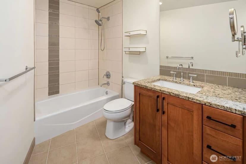 Property photo for 10610 Ne 9th Place #903, Bellevue photo 13