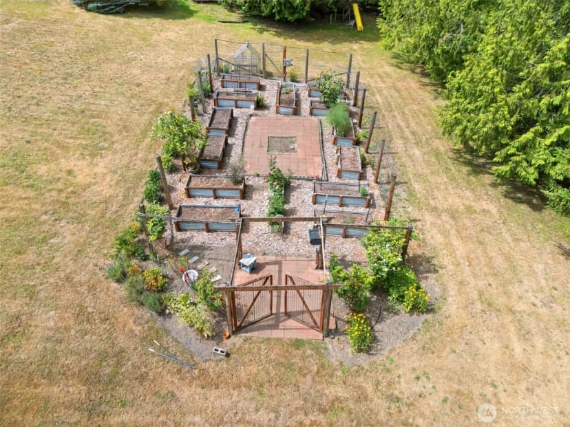 Property photo for 7879 Fletcher Bay Rd. Ne, Bainbridge Island photo 39