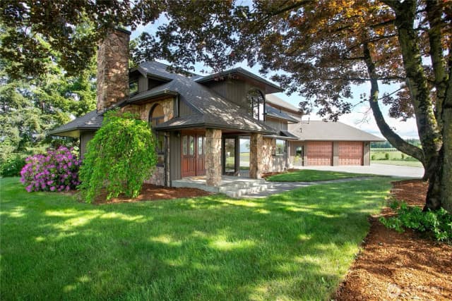 Property photo for 1133 E Pole Road, Everson