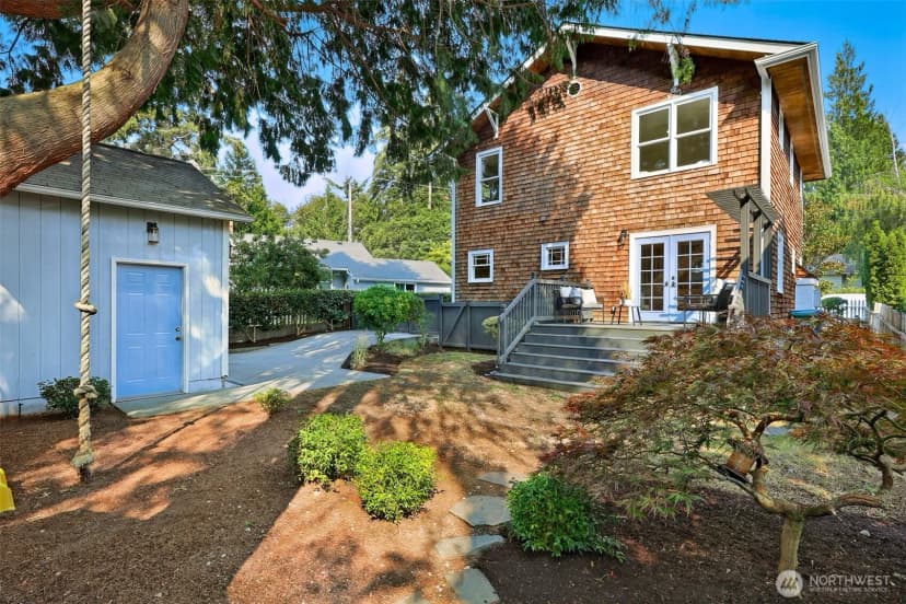 Property photo for 9207 47th Avenue Sw, Seattle photo 32