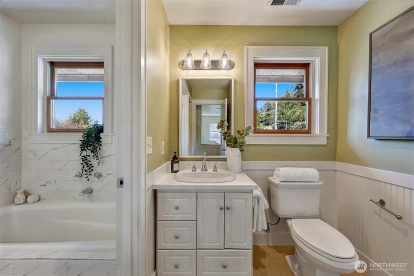 Property photo for 9207 47th Avenue Sw, Seattle photo 22
