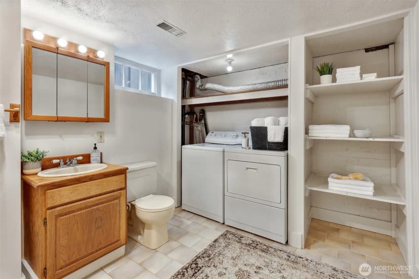Property photo for 9207 47th Avenue Sw, Seattle photo 31