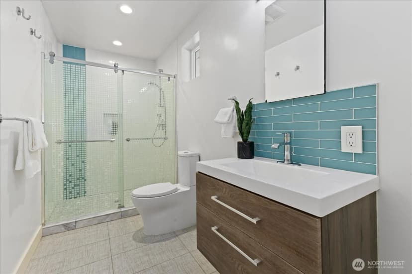 Property photo for 2752 Ne 103rd Street, Seattle photo 28