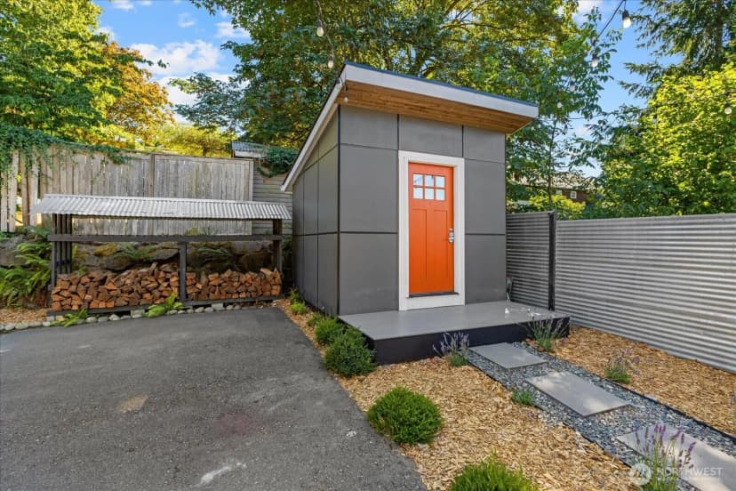 Property photo for 2752 Ne 103rd Street, Seattle photo 33