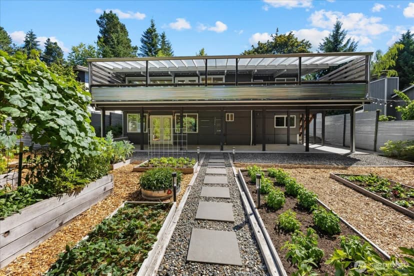 Property photo for 2752 Ne 103rd Street, Seattle photo 11