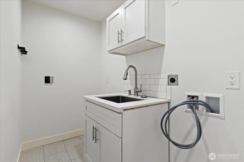 Property photo for 2752 Ne 103rd Street, Seattle photo 30