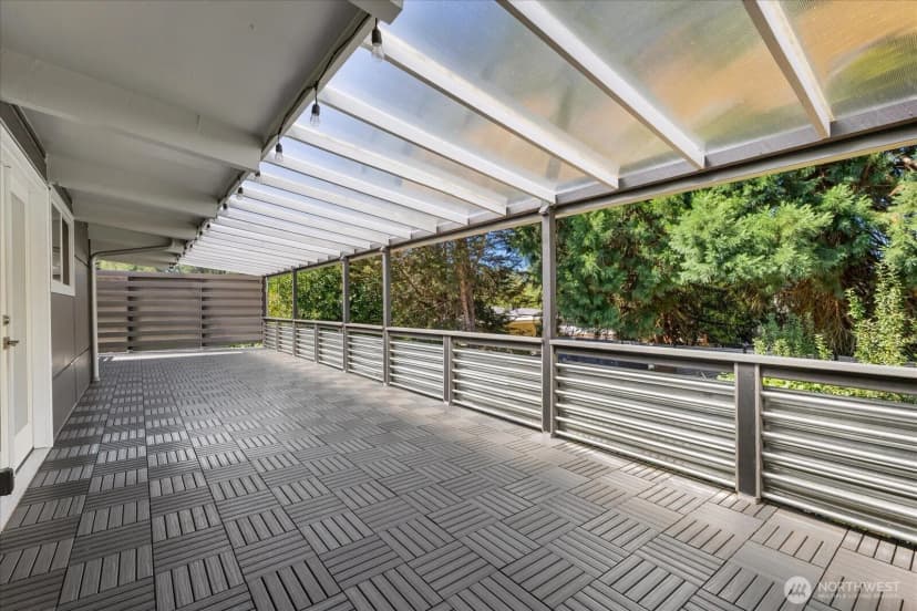 Property photo for 2752 Ne 103rd Street, Seattle photo 16