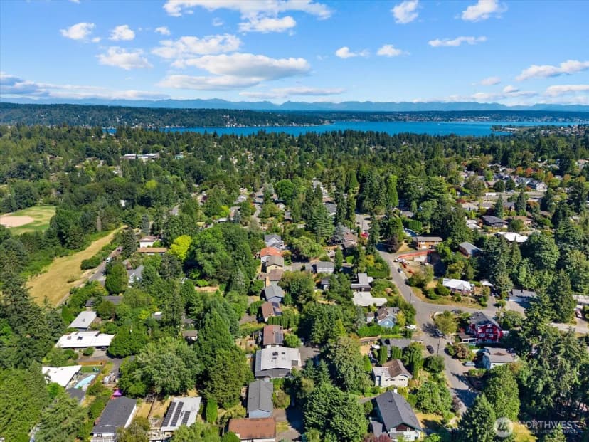 Property photo for 2752 Ne 103rd Street, Seattle photo 36