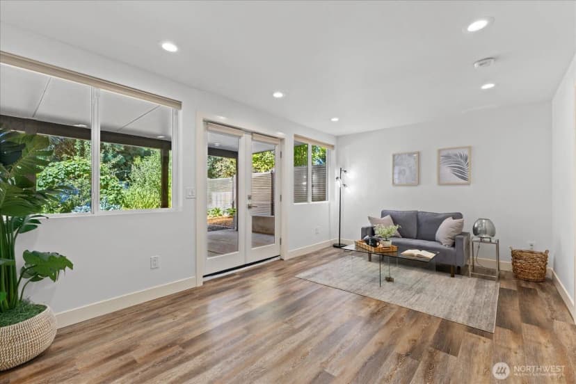 Property photo for 2752 Ne 103rd Street, Seattle photo 23