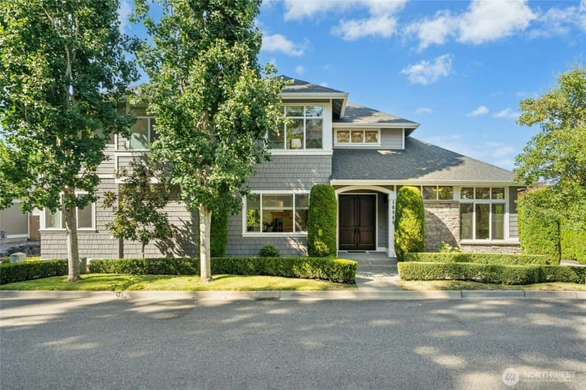 Property photo for 16048 Se 45th Place, Bellevue