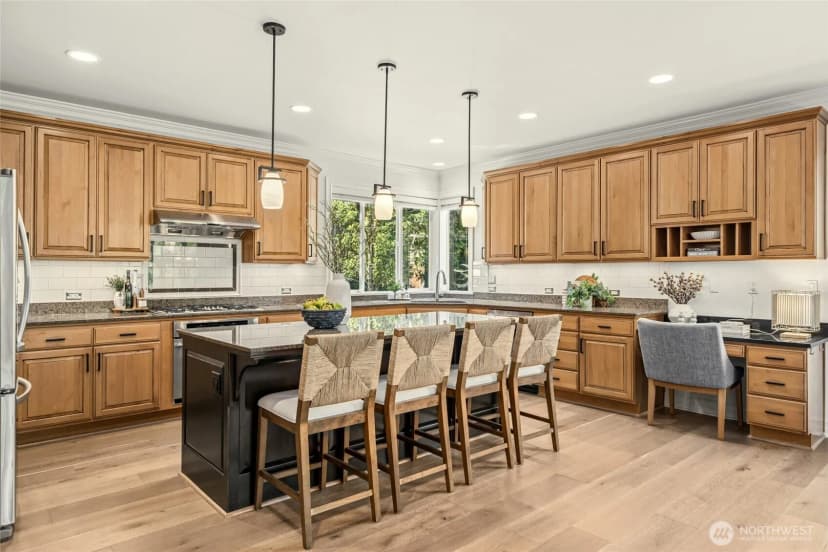Property photo for 16048 Se 45th Place, Bellevue photo 10