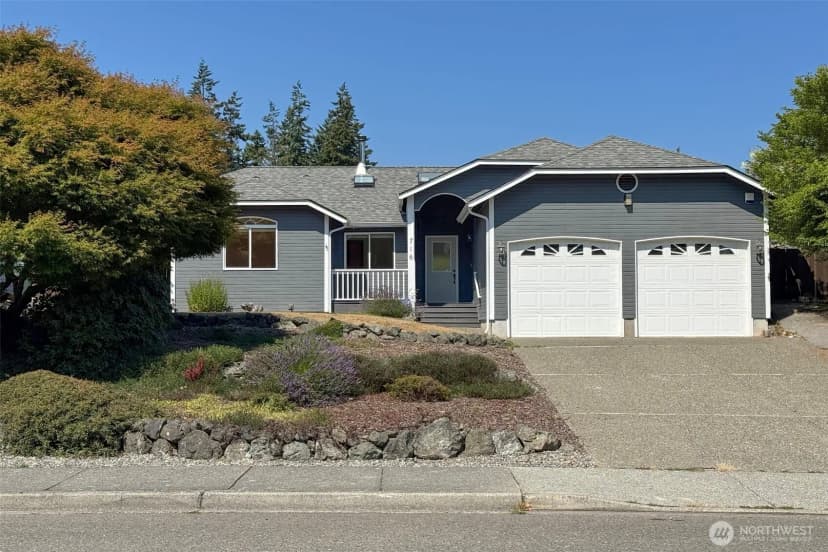 Property photo for 716 S N Street, Port Angeles