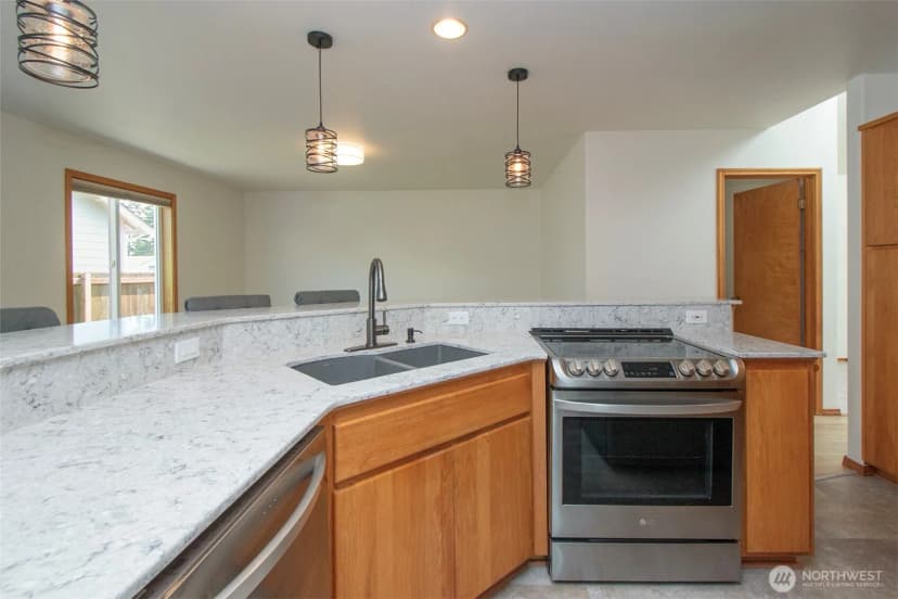 Property photo for 716 S N Street, Port Angeles photo 15