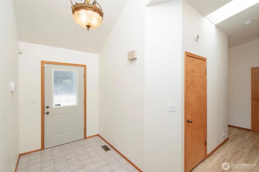 Property photo for 716 S N Street, Port Angeles photo 25